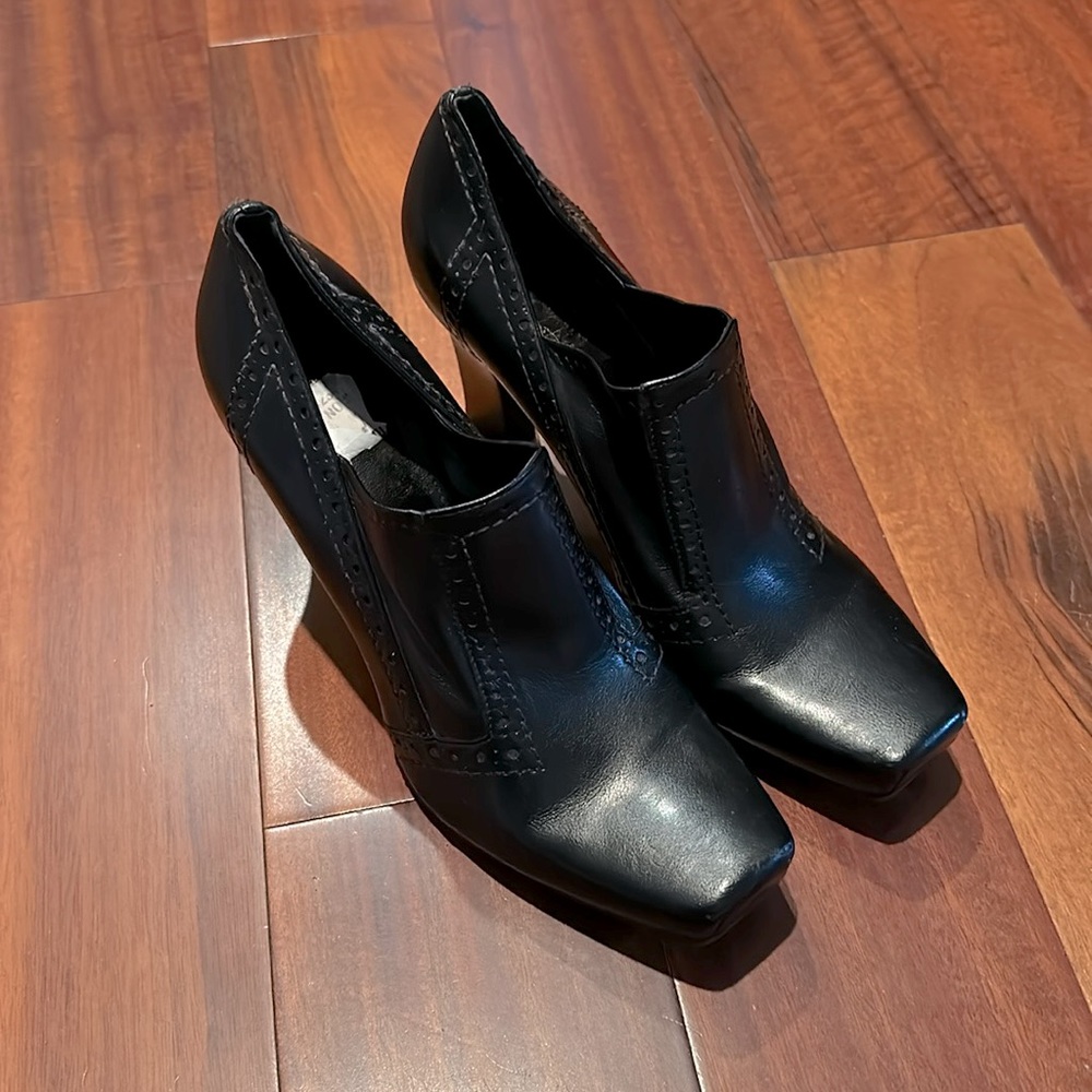 Franco Sarto leather heels sz 10